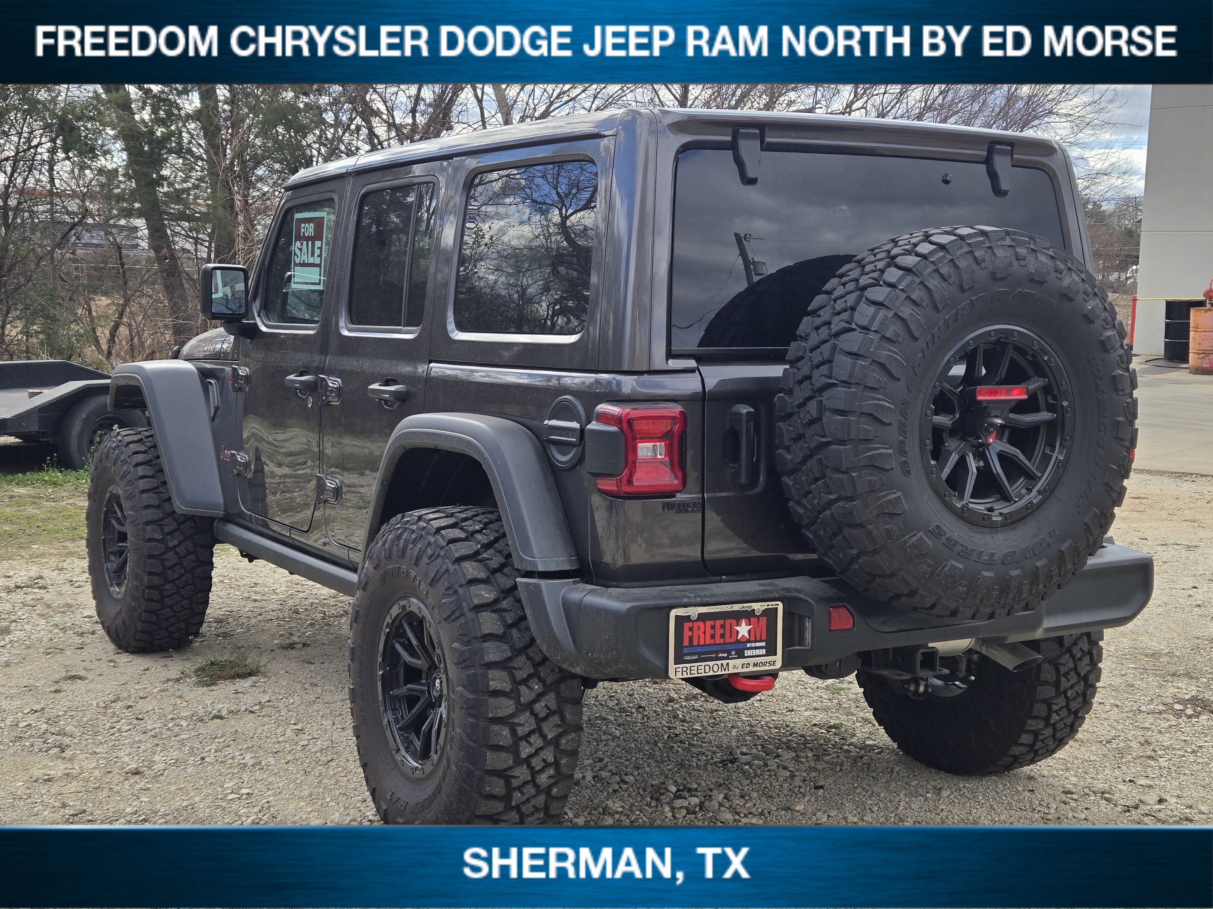 New 2025 Jeep Wrangler Unlimited Rubicon w/ Convenience Group AWD/4WD image 4