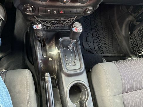 Used 2012 Jeep Wrangler Sport AWD/4WD image 11