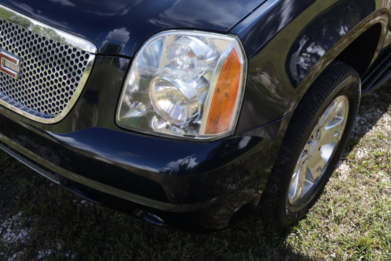 Used 2007 GMC Yukon SLT w/ SLT Preferred Equipment Group RWD image 24
