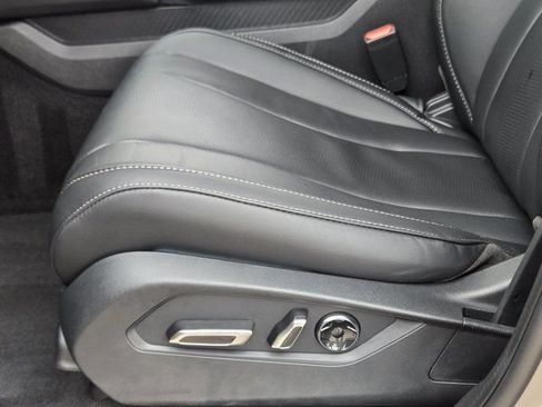Certified 2026 Acura MDX w/ Technology Package FWD image 24