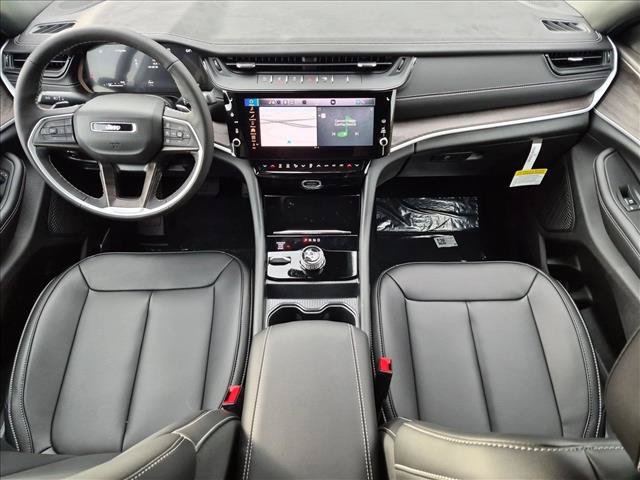 New 2027 Jeep Grand Cherokee Limited AWD/4WD image 15