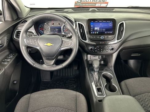 Used 2024 Chevrolet Equinox LT image 18