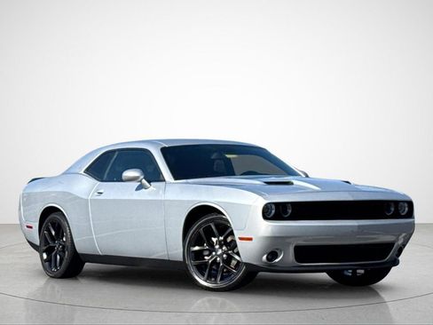 Used 2022 Dodge Challenger SXT w/ Blacktop Package image 2