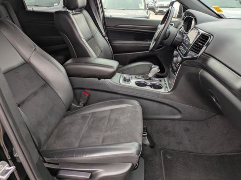 Used 2022 Jeep Grand Cherokee Laredo X image 26