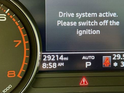 Used 2023 Audi Q5 2.0T Premium w/ Convenience Package image 13