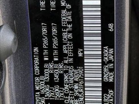 Certified 2023 Toyota 4Runner SR5 Premium image 33