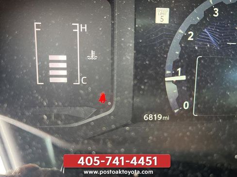Used 2025 Toyota Tacoma SR5 AWD/4WD image 16