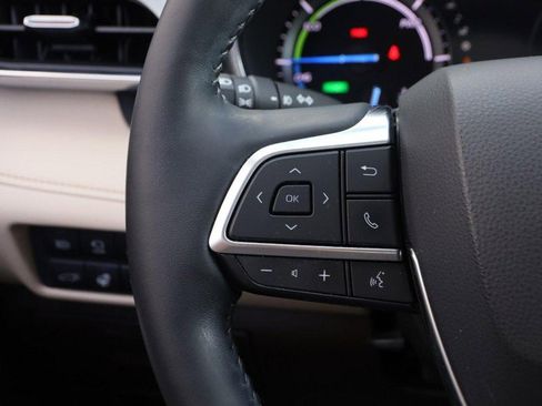 Used 2021 Toyota Highlander Platinum image 14