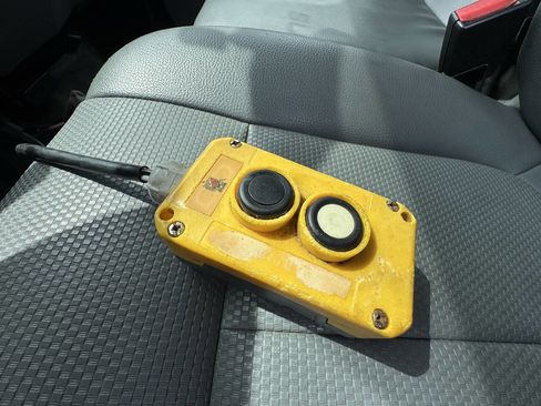 Used 2015 Ford F350 XL w/ Trailer Tow Package image 40