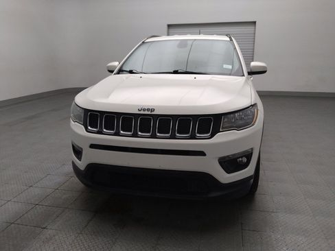 Used 2017 Jeep Compass Latitude w/ Popular Equipment Group FWD image 15