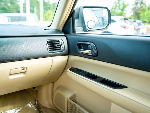 Used 2006 Subaru Forester 2.5X L.L. Bean AWD/4WD image 26