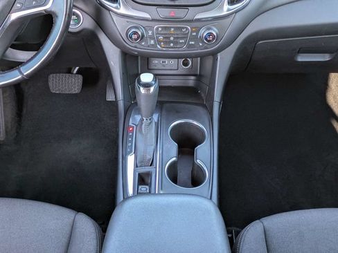 Used 2021 Chevrolet Equinox LT w/ Driver Convenience Package FWD image 16