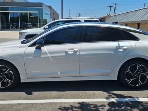Used 2025 Kia K5 GT-Line w/ GT-Line Premium Package FWD image 2