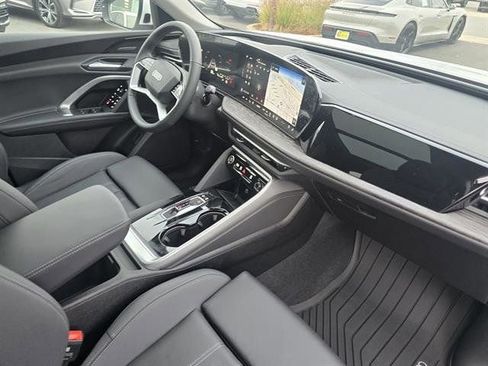 Used 2025 Audi Q5 Premium Plus image 18