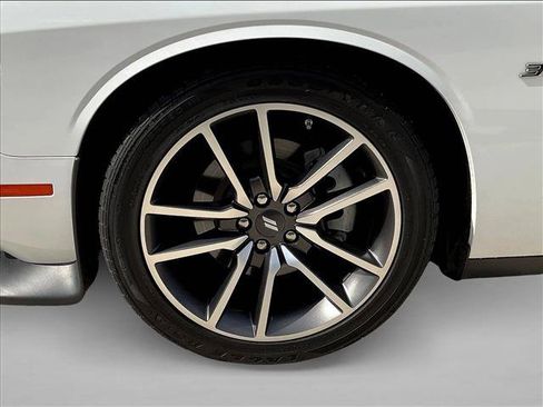 Used 2023 Dodge Challenger R/T RWD image 8