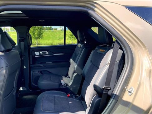 Used 2026 Ford Explorer Tremor w/ Tremor Ultimate Package AWD/4WD image 11