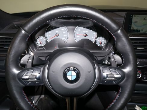 Used 2018 BMW M3 w/ Competition Package RWD image 29