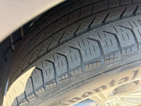 Used 2024 Mercedes-Benz GLC 300 4MATIC image 18