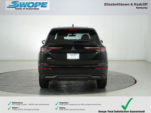 New 2025 Mitsubishi Outlander ES image 4