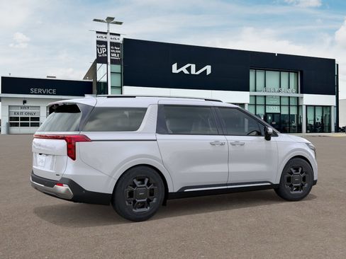 New 2026 Kia Carnival Hybrid FWD image 7