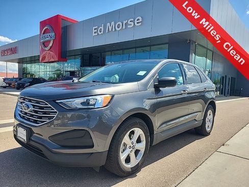 Used 2020 Ford Edge SE image 1