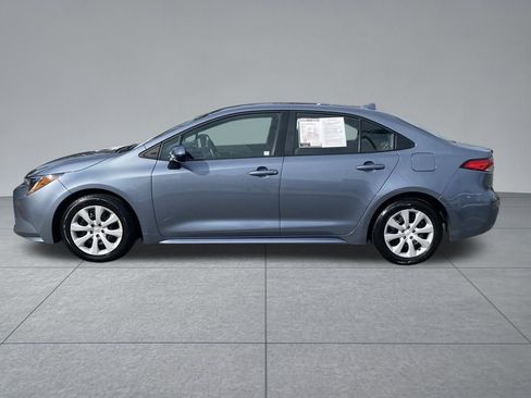 Used 2024 Toyota Corolla LE image 4