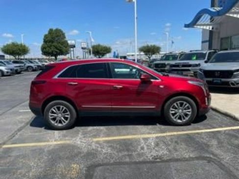 Used 2021 Cadillac XT5 Premium Luxury w/ LPO, Floor Liner Package AWD/4WD image 5