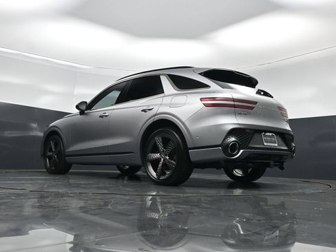 Used 2024 Genesis GV70 3.5T Sport w/ Sport Advanced Package AWD/4WD image 49