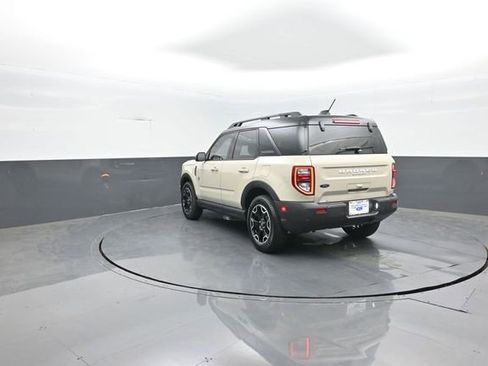 Used 2025 Ford Bronco Sport Outer Banks AWD/4WD image 5