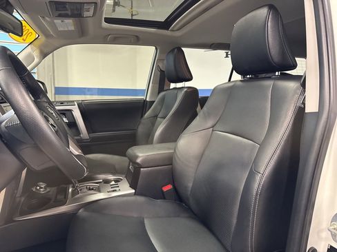 Used 2023 Toyota 4Runner Limited image 22