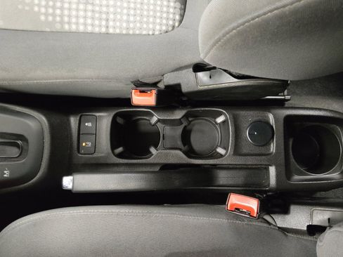 Used 2020 Chevrolet Sonic LT FWD image 26