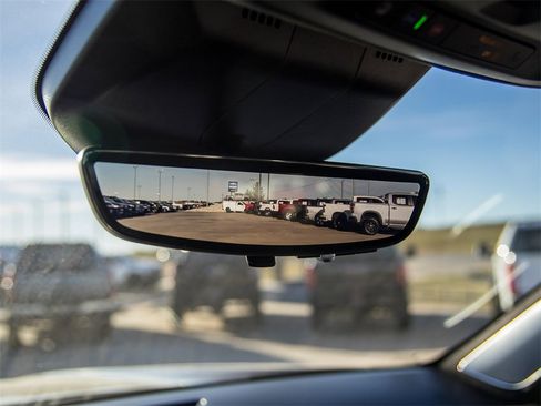 Used 2023 Cadillac Escalade Sport Platinum w/ LPO, ONYX Package image 40