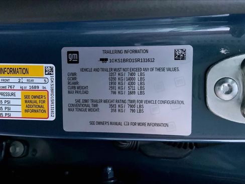 Used 2025 GMC Yukon Elevation RWD image 31