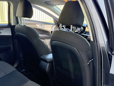 Used 2024 Kia Forte LXS image 26