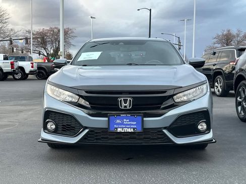 Used 2018 Honda Civic Sport Touring image 6