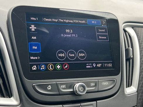 Used 2024 Chevrolet Malibu LT image 21