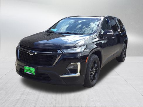 Used 2023 Chevrolet Traverse LT w/ Midnight/Sport Edition AWD/4WD image 2