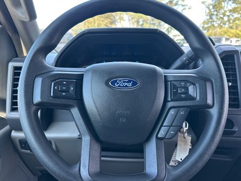Used 2022 Ford F350 XL w/ Power Equipment Group RWD image 18