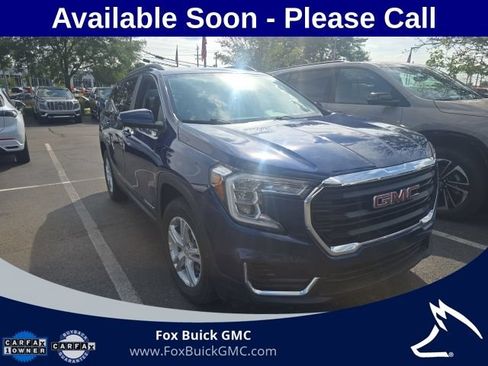 Used 2023 GMC Terrain SLE w/ Driver Convenience Package AWD/4WD image 3