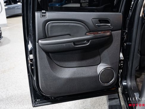 Used 2011 GMC Sierra 3500 Denali image 26