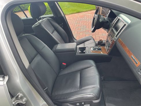 Used 2011 Cadillac STS RWD image 12