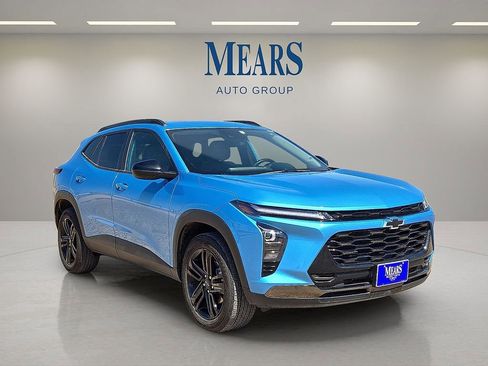 Used 2025 Chevrolet Trax ACTIV image 7