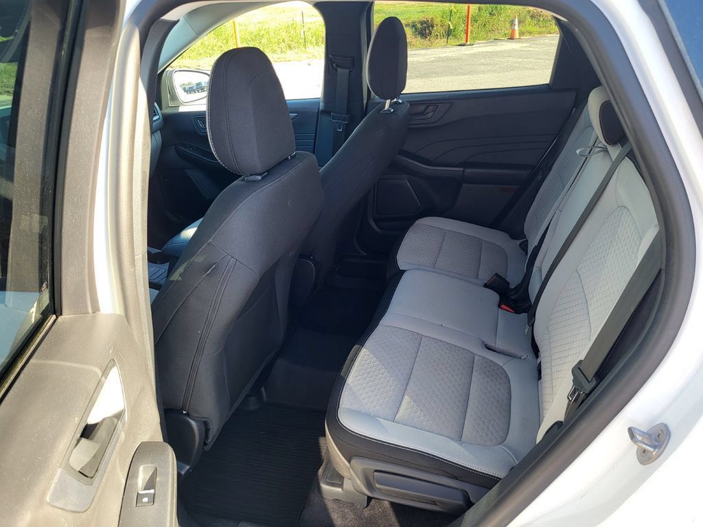 Used 2024 Ford Escape Active AWD/4WD image 13