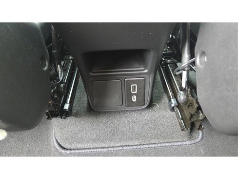 Used 2024 Buick Encore GX Preferred image 24