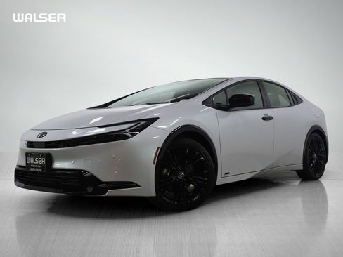 Used 2026 Toyota Prius AWD image 1