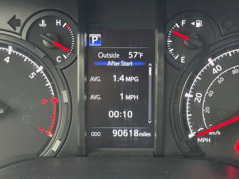 Used 2023 Toyota 4Runner SR5 Premium image 30