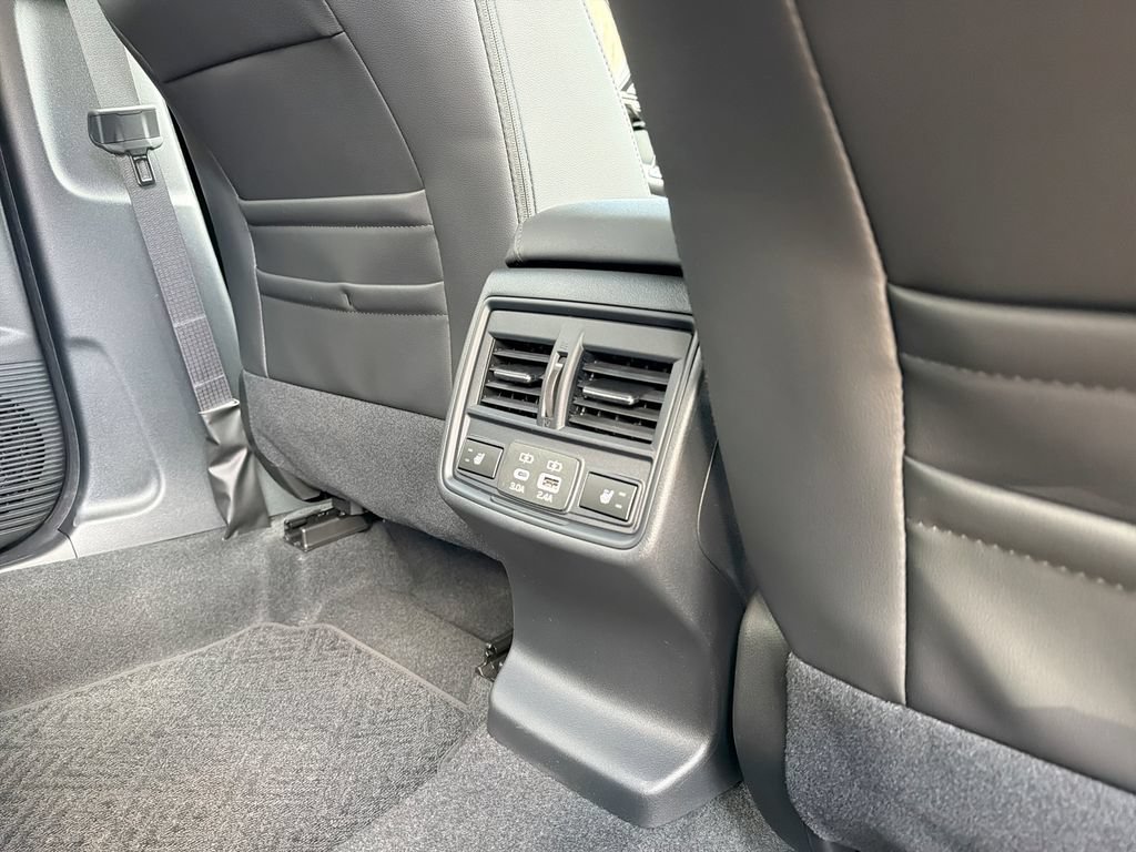 New 2026 Subaru Outback Limited AWD/4WD image 34