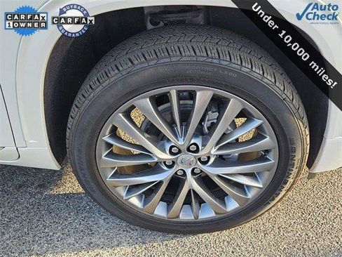 Certified 2025 Buick Enclave Avenir w/ Super Cruise Package image 18