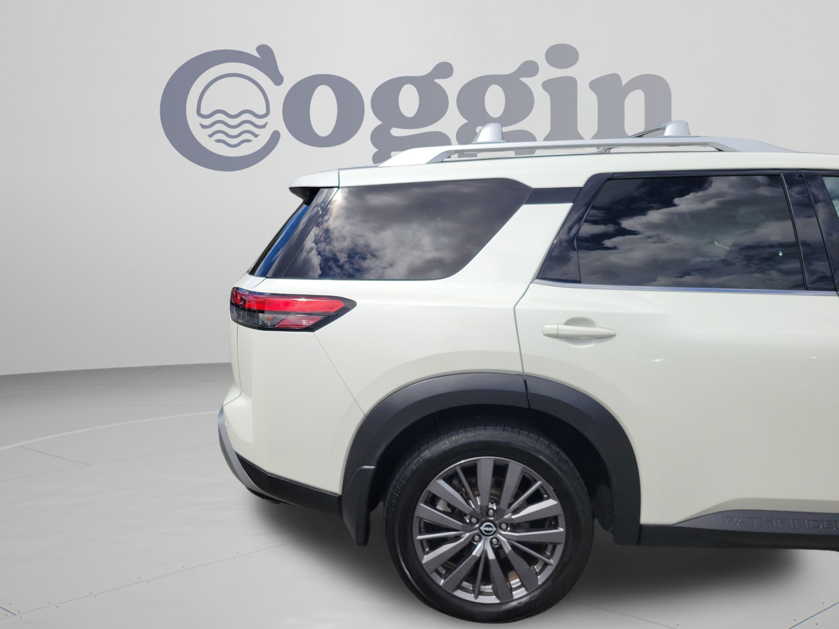 Used 2022 Nissan Pathfinder SL w/ SL Premium Package AWD/4WD image 30
