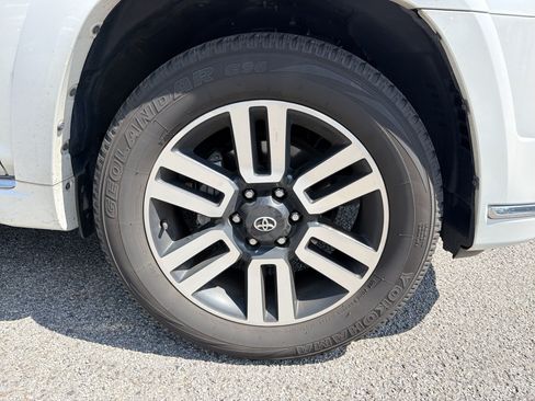 Used 2024 Toyota 4Runner Limited RWD image 8